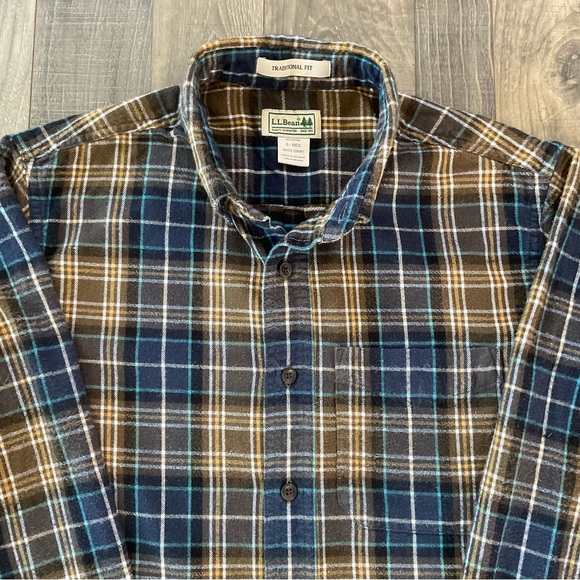 LL Bean Scotch Plaid Flannel Shirt
228061
Gold Blue Brown Plaid
Men’s Small - Picture 3 of 6